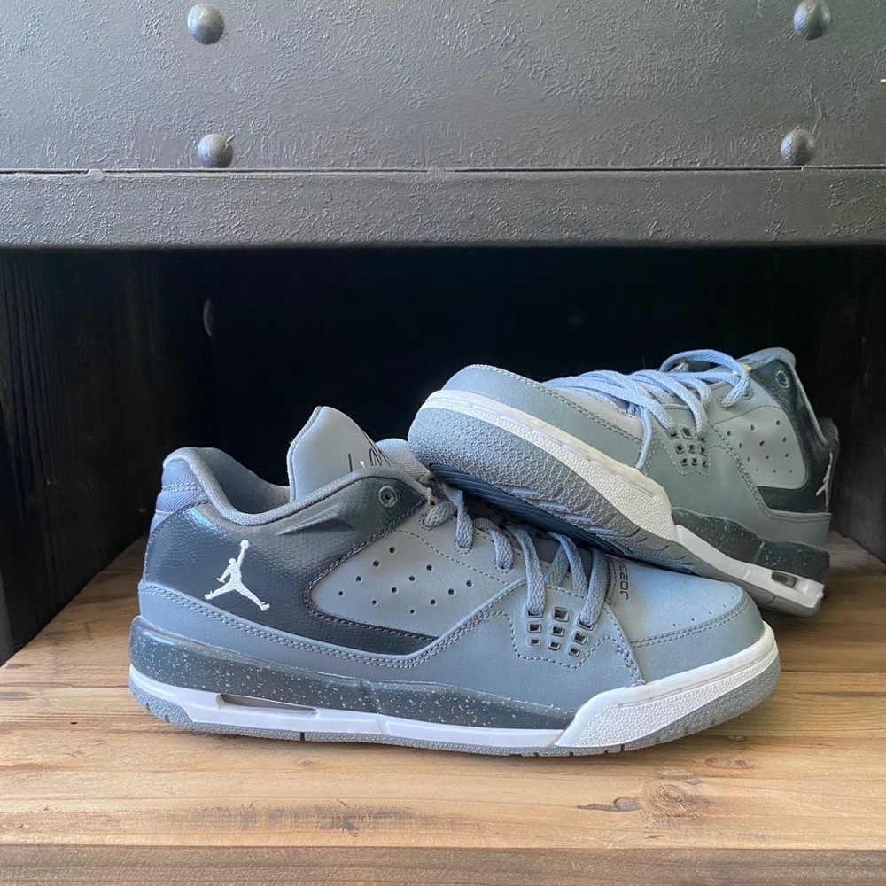 Never worn Jordan’s!!